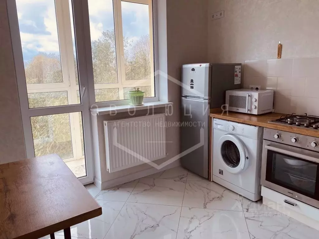 1-к кв. Калининградская область, Калининград Летняя ул., 72 (36.0 м) - Фото 2