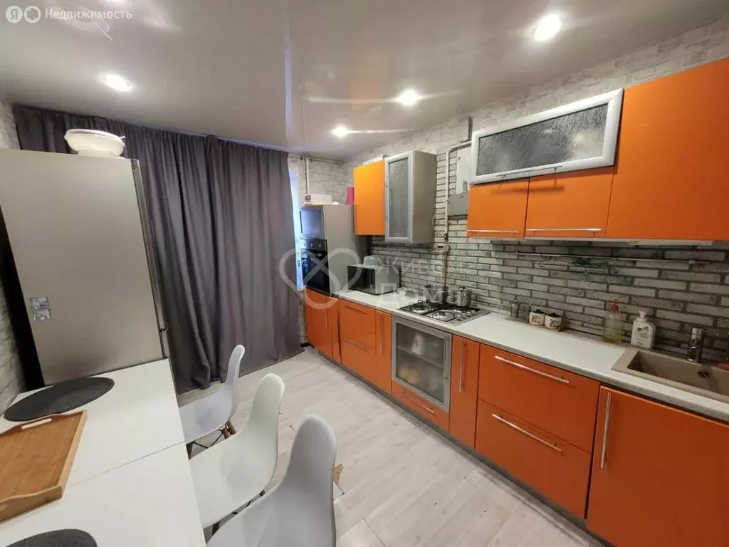 2-комнатная квартира: Волгоград, улица Репина, 15 (56 м) - Фото 0