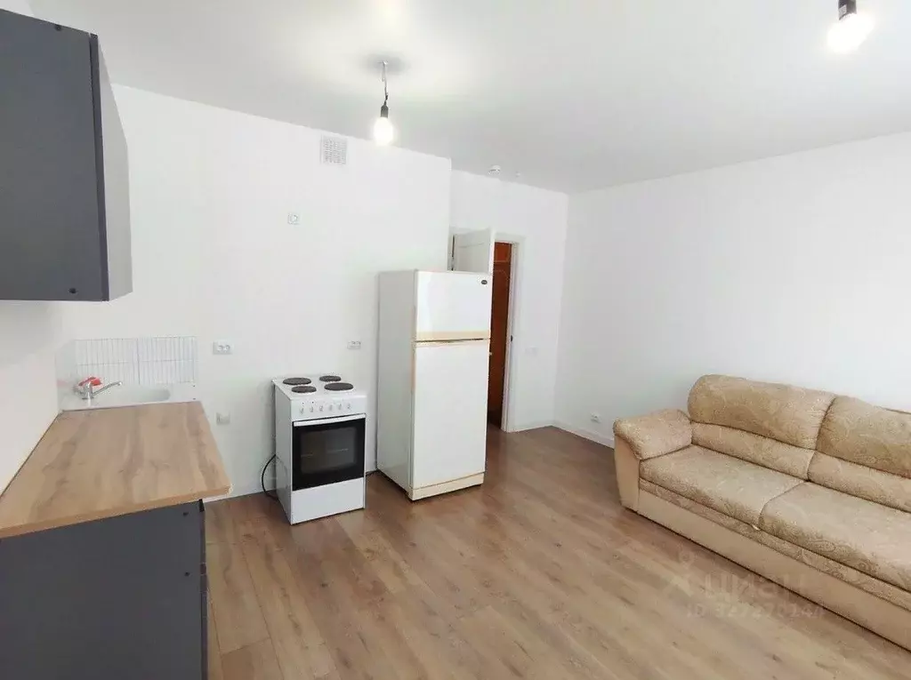 Студия Свердловская область, Екатеринбург ул. Академика Ландау, 37 ... - Фото 1