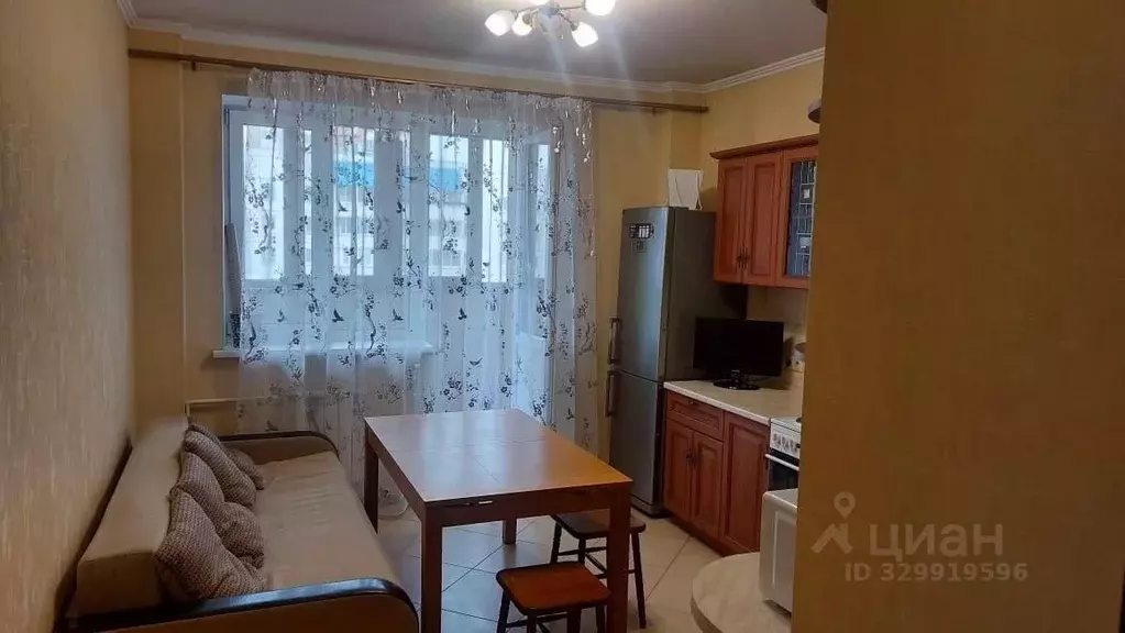 1-к кв. Москва пос. Знамя Октября, Родники мкр, 8 (58.0 м) - Фото 1