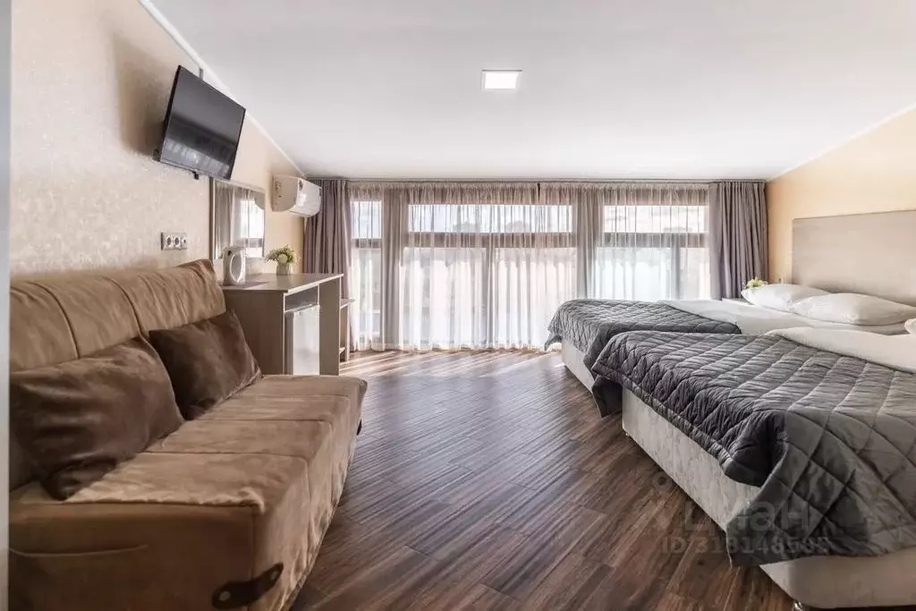 Комната Краснодарский край, Сочи Адлер жилрайон, ул. Павлика Морозова, ... - Фото 1