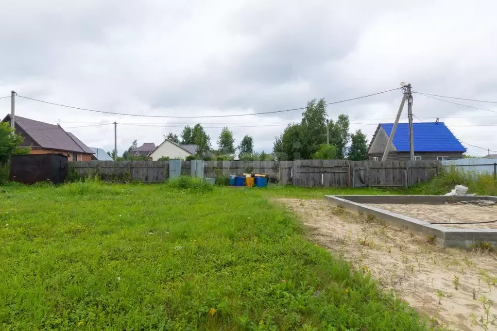 Участок в Тюменская область, Тюменский район, с. Ембаево Луговая ул. ... - Фото 1