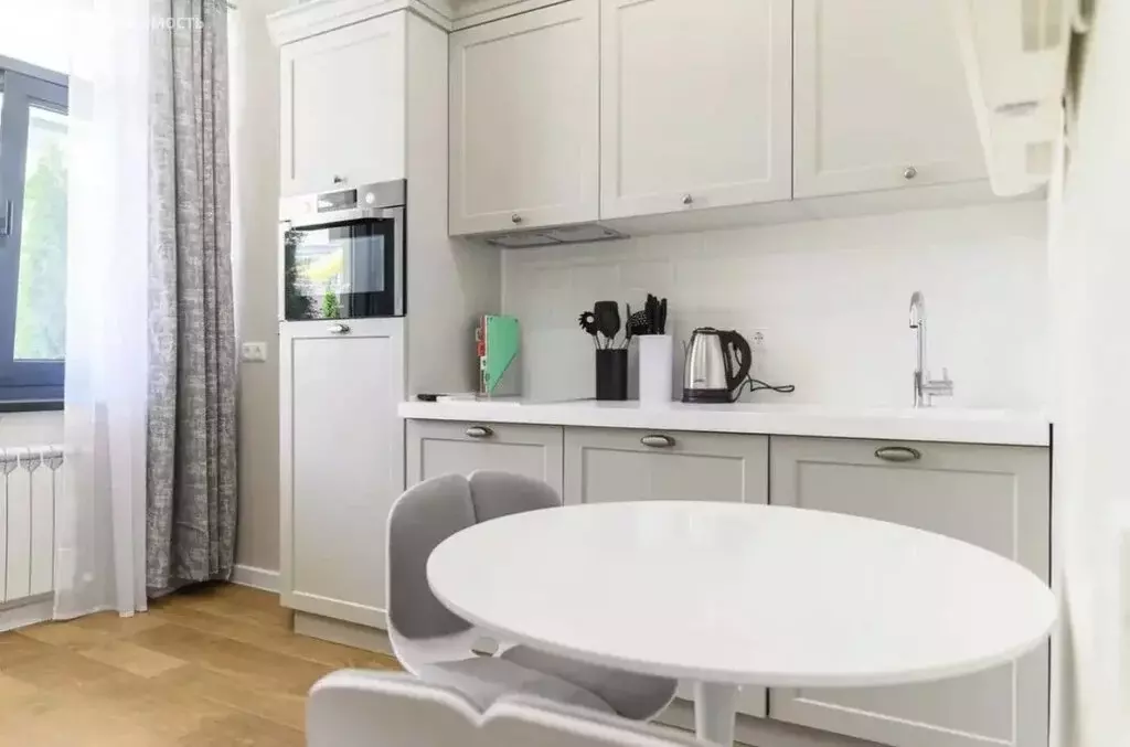 Квартира-студия: Сочи, микрорайон Центральный, переулок Горького, 24к1 ... - Фото 2