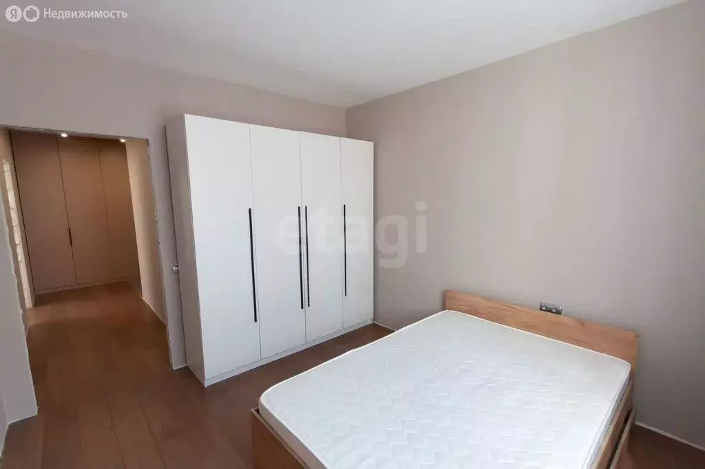 2-комнатная квартира: Тюмень, Алматинская улица, 4 (55 м) - Фото 1