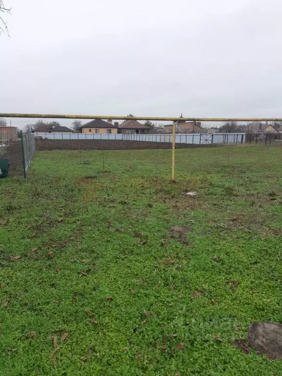 Участок в Ростовская область, Азовский район, с. Пешково ул. ... - Фото 1