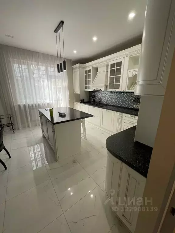 Таунхаус в Краснодарский край, Краснодар ул. Алуштинская, 1/6 (125 м) - Фото 0