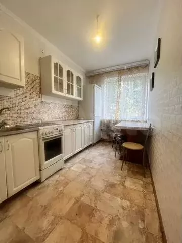 3-к. квартира, 63 м, 4/9 эт. - Фото 0