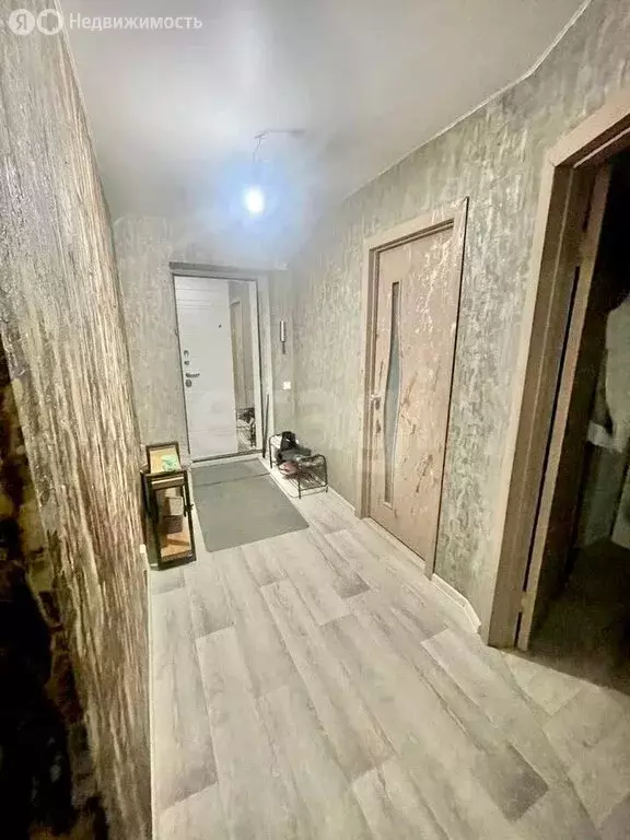 3-комнатная квартира: посёлок Сурок, улица Дружбы, 13 (62 м) - Фото 2