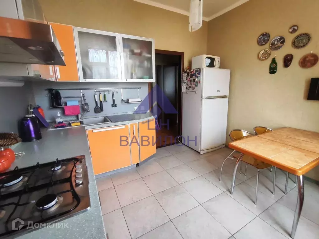Продаётся 4-к квартира, 100.7 м - Фото 0