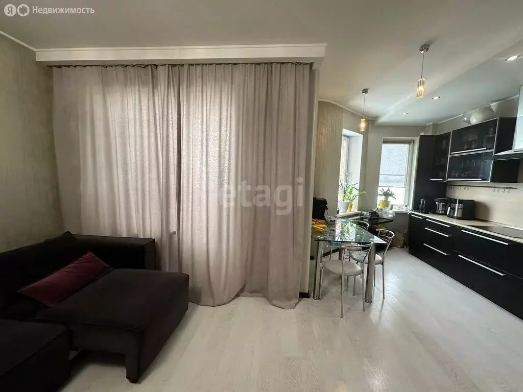 3-комнатная квартира: Омск, Транссибирская улица, 6к1 (80.9 м) - Фото 2