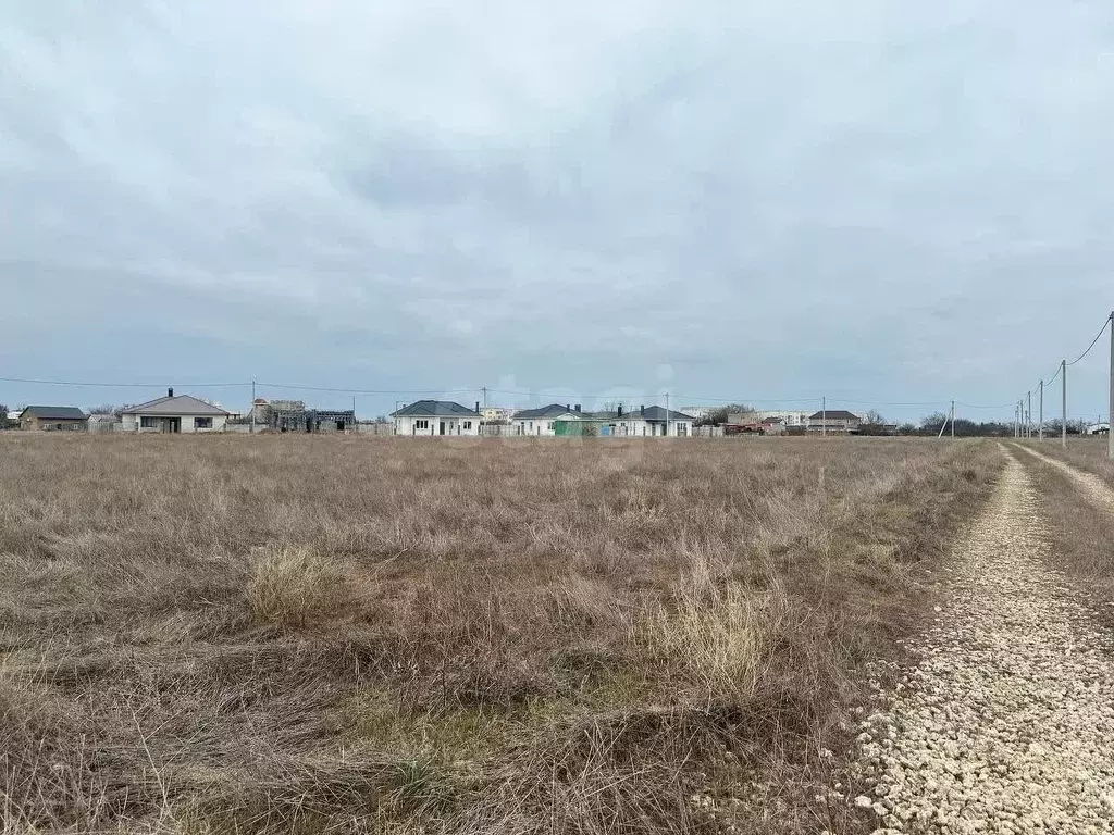 Участок в Крым, Сакский район, с. Уютное  (8.0 сот.) - Фото 0