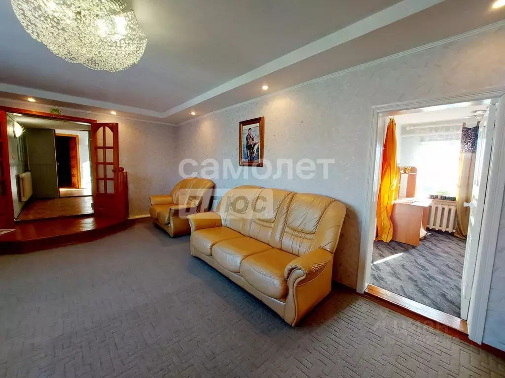 Дом в Оренбургская область, Оренбург ул. Мусы Джалиля, 46 (288 м) - Фото 1