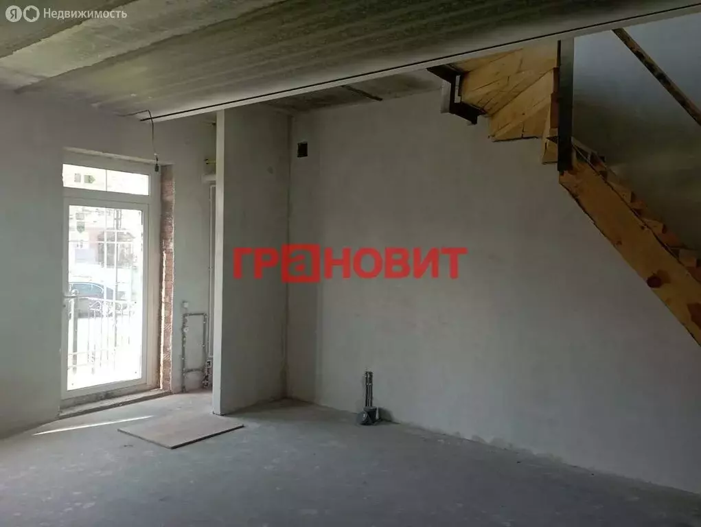 3-комнатная квартира: Элитный, микрорайон Берёзки, 158 (56.4 м) - Фото 1