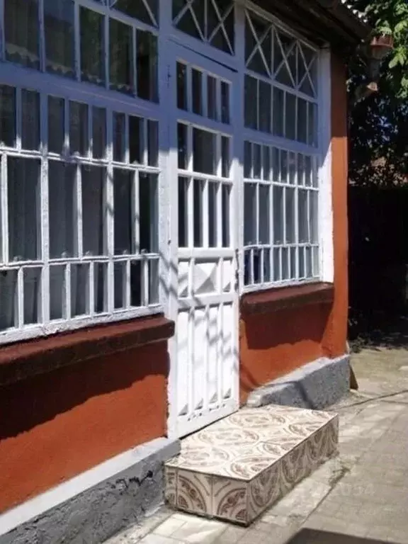 Дом в Северная Осетия, Владикавказ ул. Калоева, 249 (50 м) - Фото 1