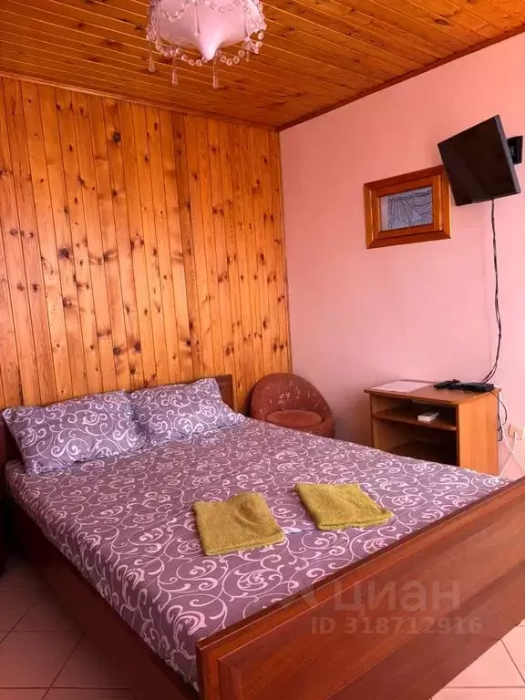 Комната Краснодарский край, Геленджик 5-й мкр, ул. Грина, 11 - Фото 1