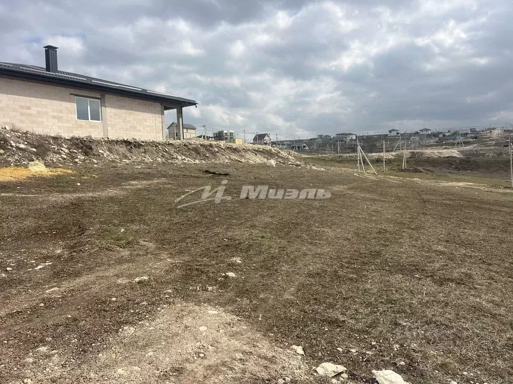 Участок в Крым, Симферополь ул. Нестерова (6.0 сот.) - Фото 1