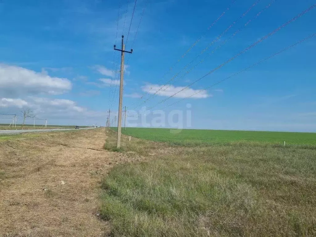 Участок в Крым, Сакский район, с. Штормовое  (100.01 сот.) - Фото 0
