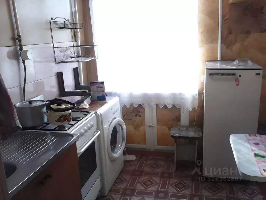 2-к кв. Чувашия, Чебоксары ул. Декабристов, 31 (31.0 м) - Фото 1