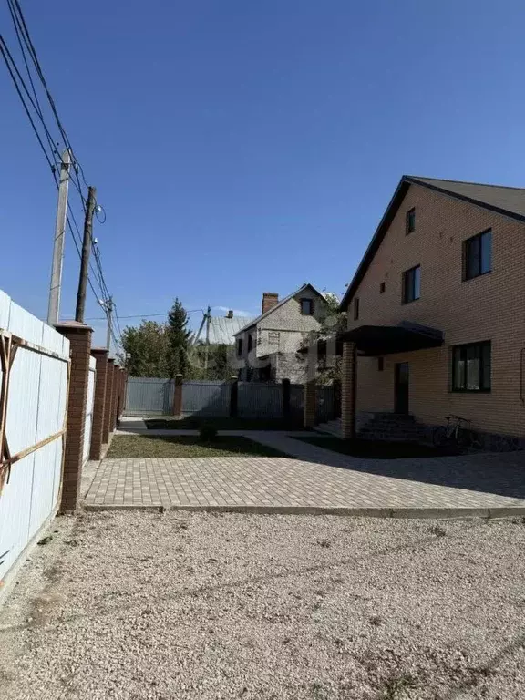 Дом в Тульская область, Тула городской округ, пос. Петровский ул. ... - Фото 1