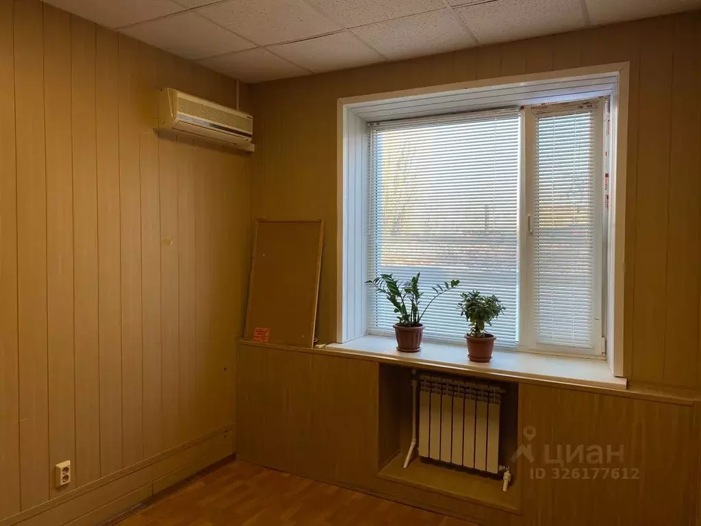 Офис в Волгоградская область, Волгоград ул. Качуевской, 2Д (12 м) - Фото 2