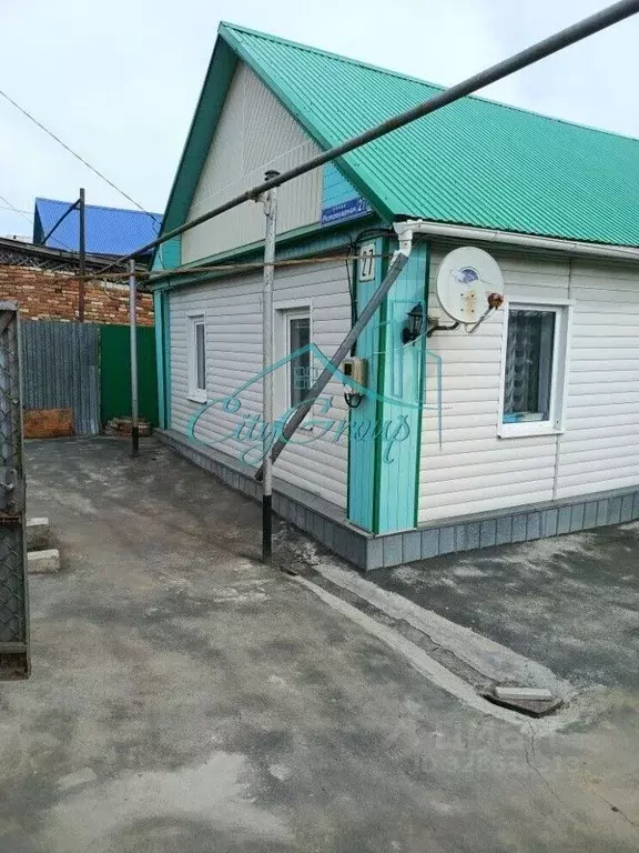 Дом в Оренбургская область, Медногорск Резервуарная ул., 27 (76 м) - Фото 1