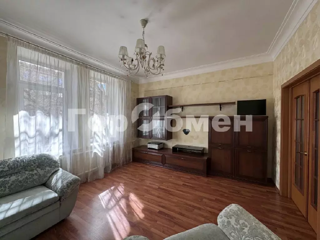 Продается 3-комнатная квартира - Фото 1