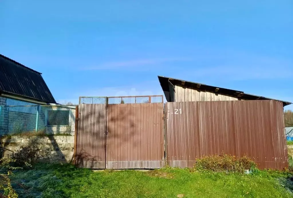 Дом в Псковская область, Опочецкий муниципальный округ, д. Молоково  ... - Фото 1