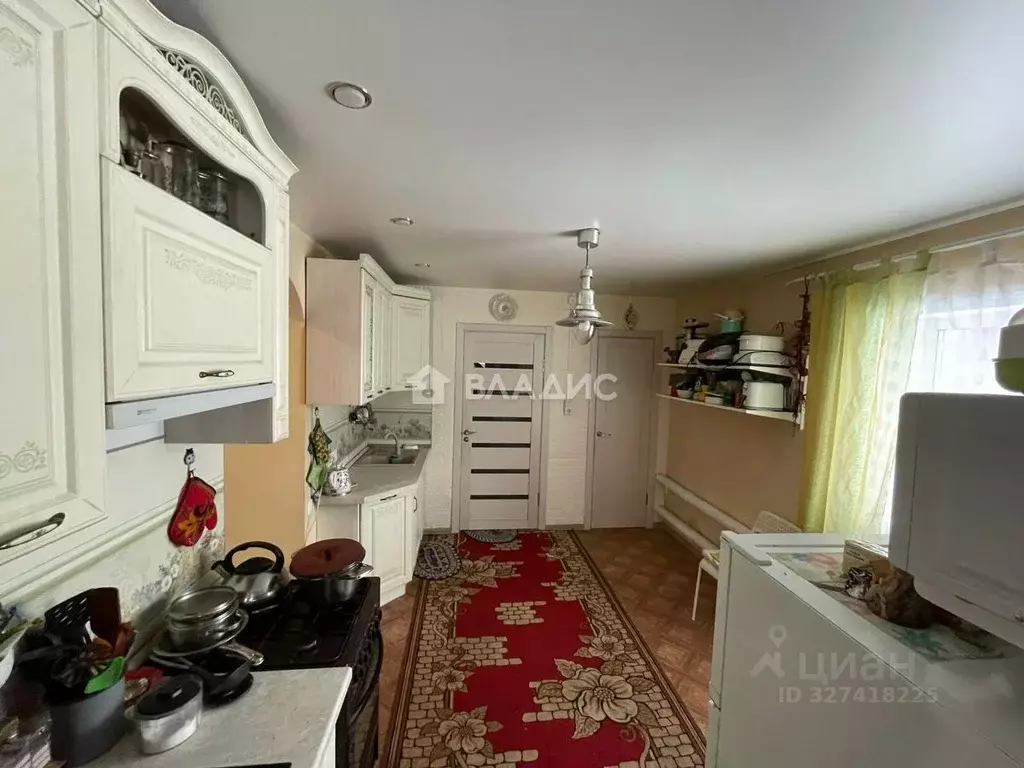 Дом в Алтайский край, Бийский район, с. Первомайское Сибирская ул. (95 ... - Фото 1