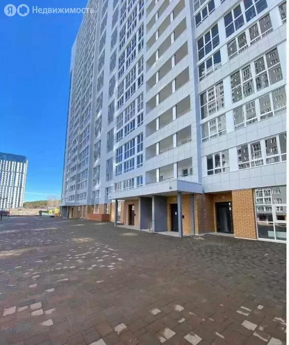 2-комнатная квартира: Уфа, улица Минигали Губайдуллина, 8к7 (43.3 м) - Фото 1