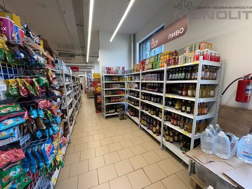 Торговая площадь в Свердловская область, Екатеринбург ул. Воеводина, 4 ... - Фото 1