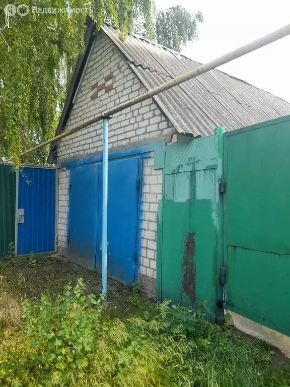 Дом в Курская область, Мантуровский сельсовет, село Мантурово (93 м) - Фото 2