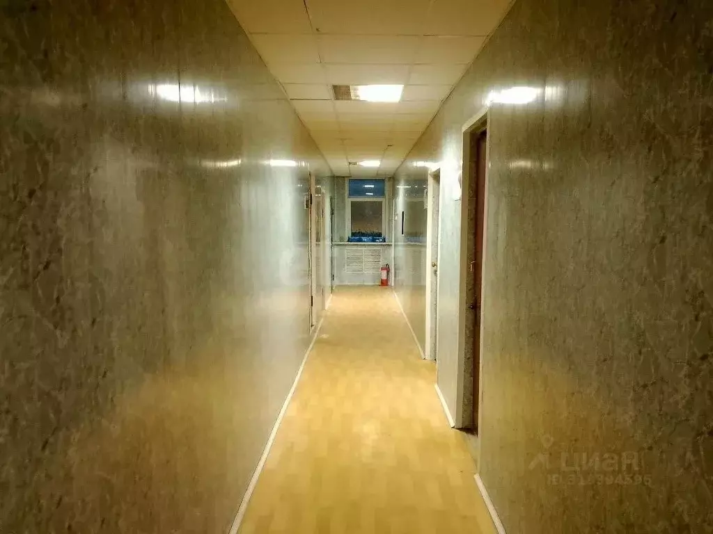 Помещение свободного назначения в Брянская область, Брянск просп. ... - Фото 1