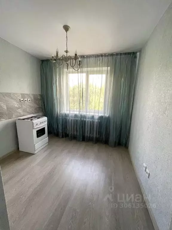 1-к кв. Саратовская область, Саратов ул. Имени Ф.А. Блинова, 25 (43.6 ... - Фото 0