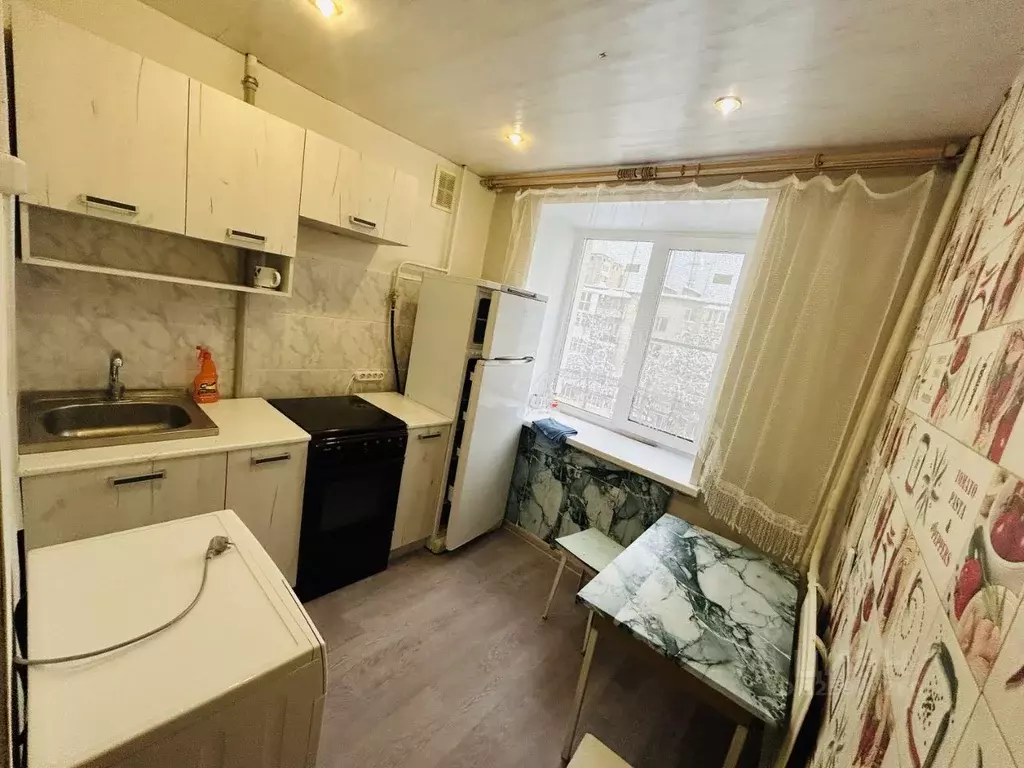 1-к кв. Нижегородская область, Бор 2-й мкр, ул. 2-й Микрорайон, 12 ... - Фото 1