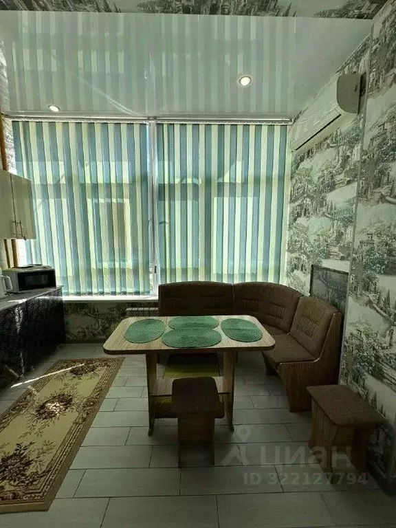 1-к кв. Краснодарский край, Геленджик Крымская ул., 22к22 (30.0 м) - Фото 1