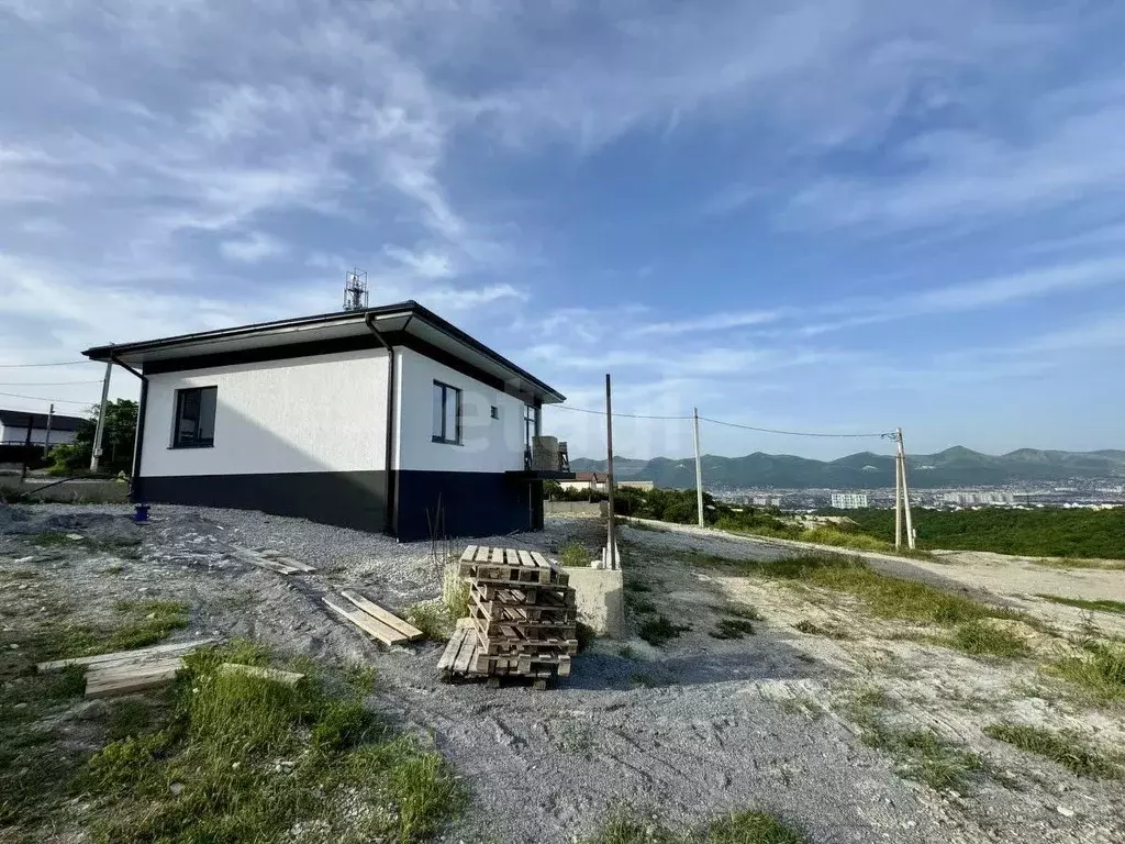 Дом в Краснодарский край, Новороссийск Цемдолина тер., ул. ... - Фото 1
