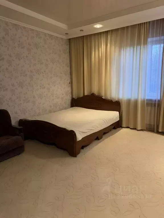 Дом в Ставропольский край, Новоалександровск  (150 м) - Фото 0