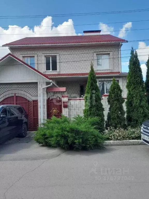 Дом в Воронежская область, Воронеж ул. 30-летия Октября, 55 (336 м) - Фото 0