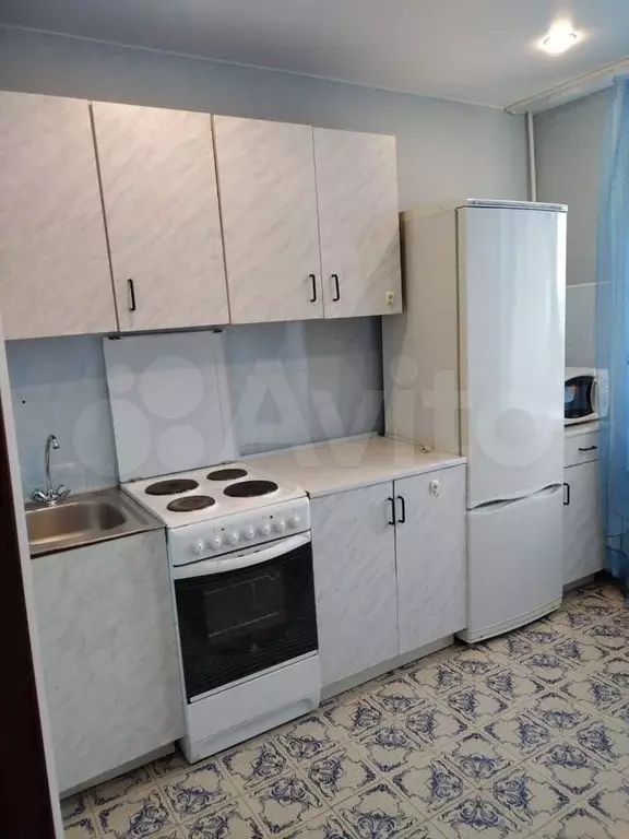 1-к. квартира, 32 м, 9/9 эт. - Фото 0