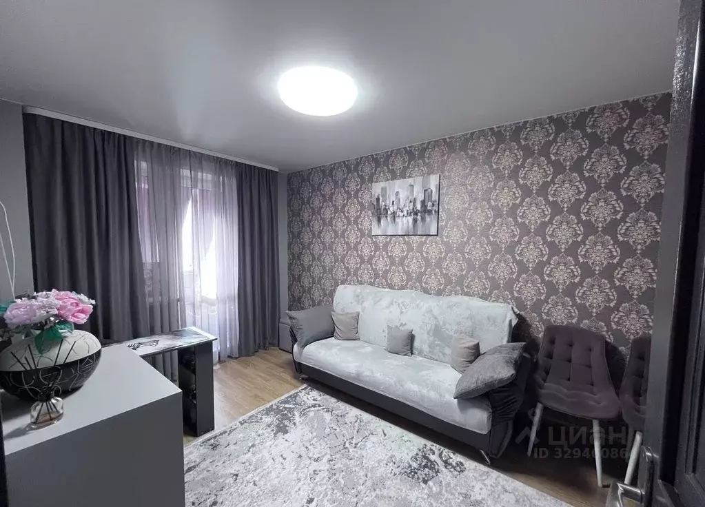 4-к кв. Алтайский край, Барнаул Балтийская ул., 38 (81.2 м) - Фото 2