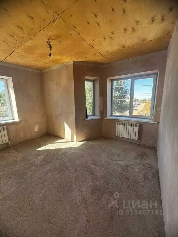 Таунхаус в Оренбургская область, Оренбургский район, с. Нежинка ул. ... - Фото 1