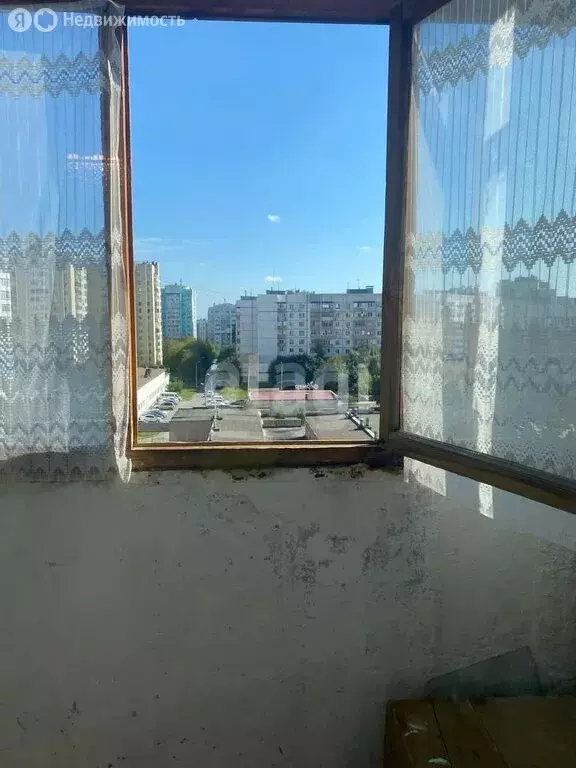 1-комнатная квартира: Белгород, улица Есенина, 20 (35 м) - Фото 1