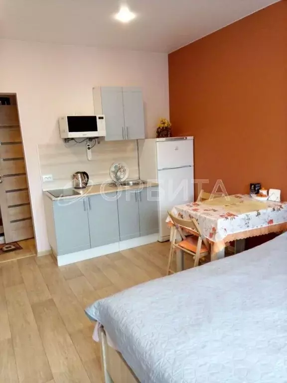 1-к кв. Тюменская область, Тюмень ул. Василия Подшибякина, 15 (39.2 м) - Фото 0