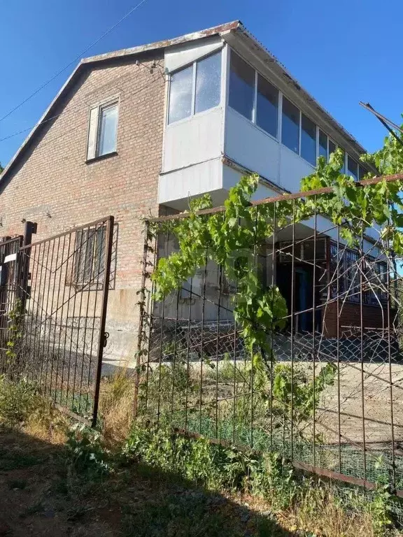 Дом в Ростовская область, Аксай пер. Ореховый (135 м) - Фото 1
