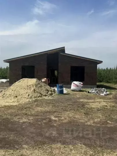 Коттедж в Белгородская область, Старооскольский городской округ, с. ... - Фото 0