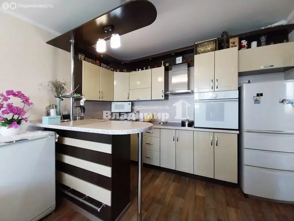 3-комнатная квартира: Партизанск, улица Кутузова, 50 (51.3 м) - Фото 0