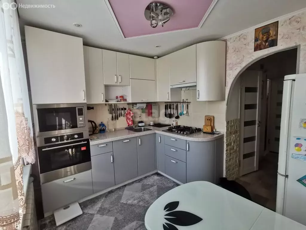 2-комнатная квартира: Усинск, Пионерская улица, 1 (48.1 м) - Фото 2