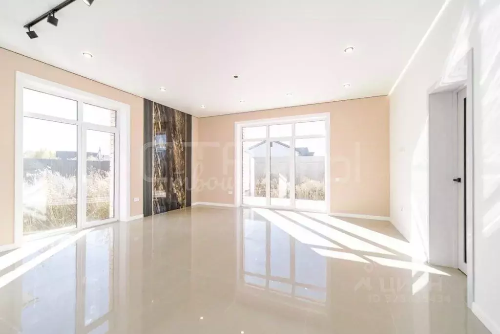 Дом в Амурская область, Благовещенский район, с. Чигири ул. Отрадная ... - Фото 1