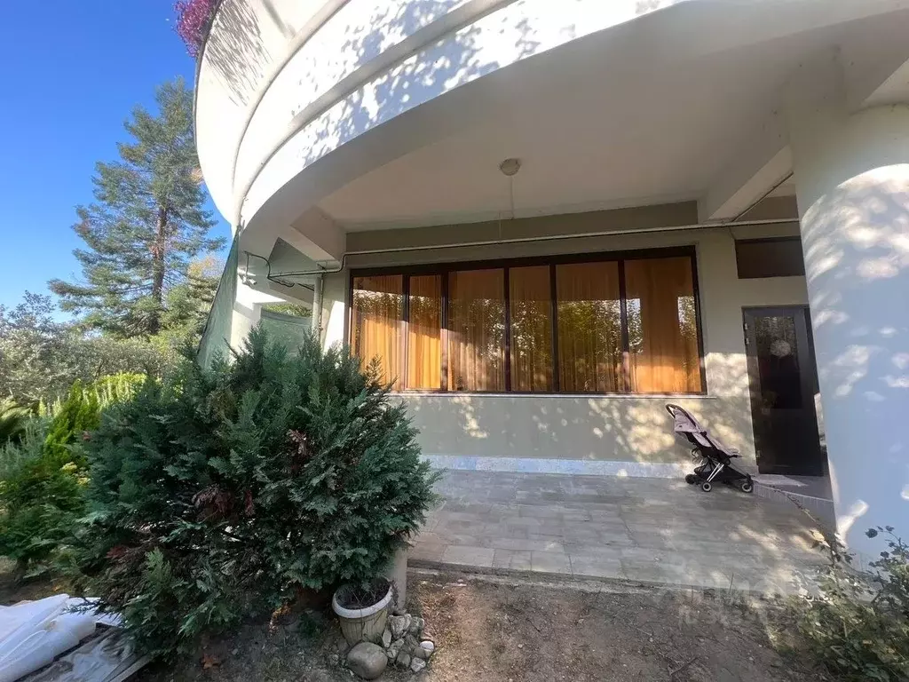 3-к кв. Краснодарский край, Сочи Бытха мкр, ул. Бытха, 41Б (100.0 м) - Фото 1