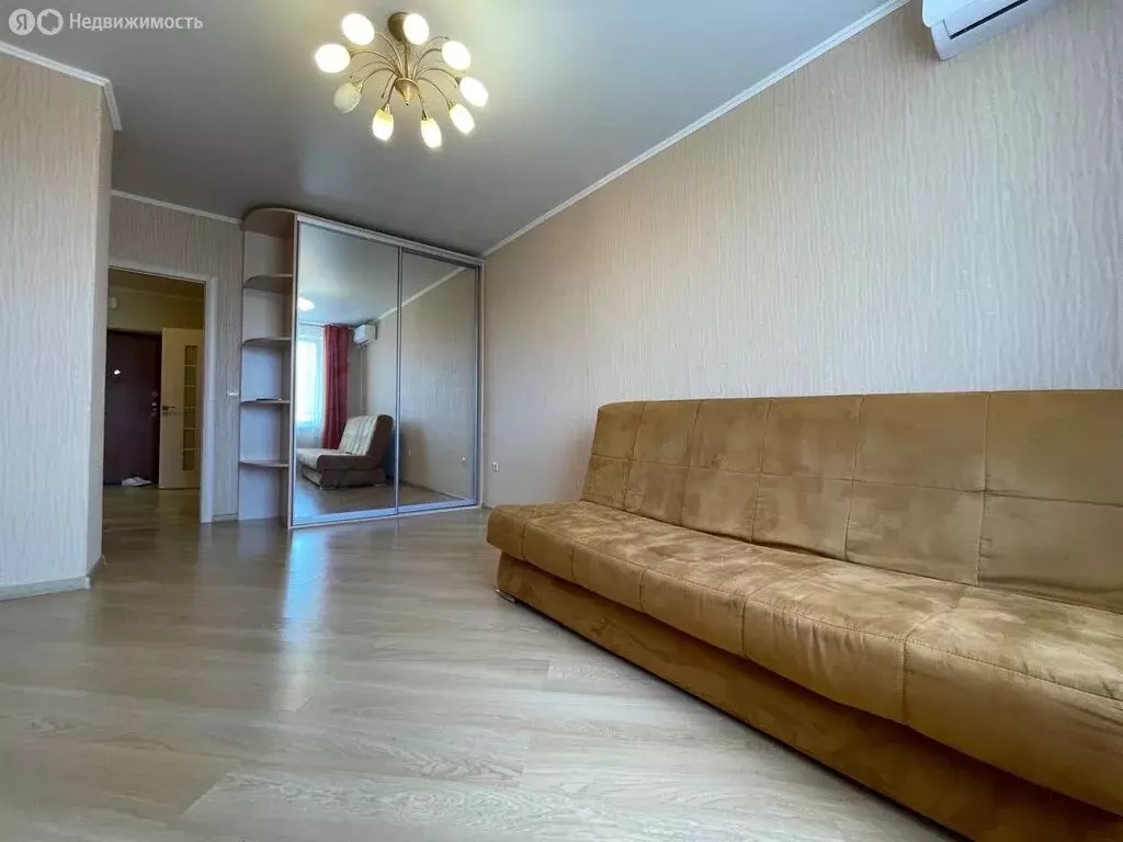 1-комнатная квартира: Уфа, улица Заки Валиди, 58 (50 м) - Фото 2